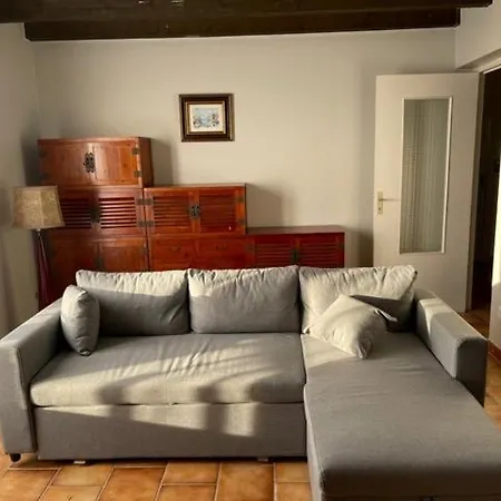 Maison de village à Peri Peri